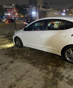 هیۆندای ئەلەنترا